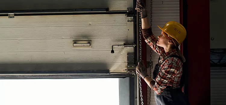 Addressing Common Garage Door Stoppage Issues in Troy, MI